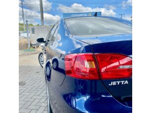 Foto 6 - Volkswagen Jetta Jetta 2.0 Comfortline (Flex) automático