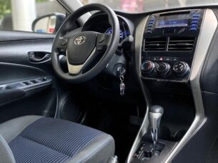 Foto 7 - Toyota Yaris Sedan Yaris Sedan 1.5 XL Live automático