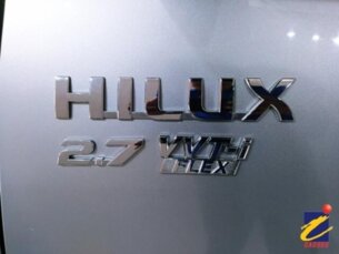 Foto 4 - Toyota Hilux Cabine Dupla Hilux 2.7 4x4 CD STD (Flex) manual