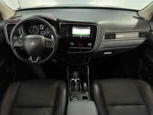 Foto 6 - Mitsubishi Outlander Outlander 3.0 V6 HPE-S 4WD 7L automático