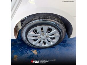 Foto 10 - Hyundai HB20S HB20S 1.6 Comfort Plus manual