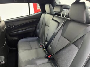 Foto 8 - Toyota Yaris Hatch Yaris 1.5 XS CVT automático
