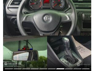 Foto 7 - Volkswagen Voyage Voyage 1.6 (Aut) automático