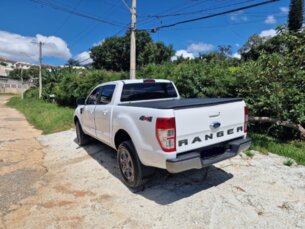 Foto 6 - Ford Ranger (Cabine Dupla) Ranger 2.2 CD XLS 4x4 (Aut) automático