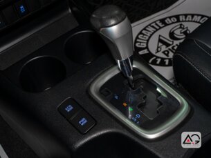 Foto 9 - Toyota Hilux Cabine Dupla Hilux 2.7 CD SRV 4x4 (Aut) automático