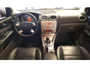 Foto 8 - Ford Focus Hatch Focus Hatch GLX 2.0 16V (Flex) automático