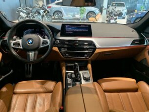 Foto 7 - BMW Série 5 530e M Sport manual