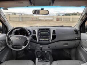 Foto 5 - Toyota Hilux Cabine Dupla Hilux SRV 4x4 3.0 (cab. dupla) manual