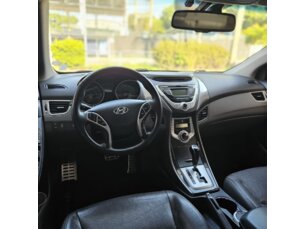 Foto 5 - Hyundai Elantra Elantra Sedan 1.8 GLS (aut) manual