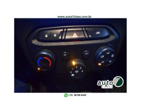 Foto 5 - Chevrolet Onix Onix 1.0 (Flex) manual