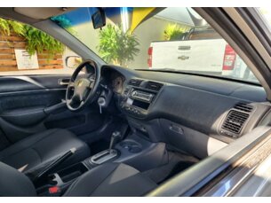 Foto 9 - Honda Civic Civic Sedan LX 1.7 16V automático