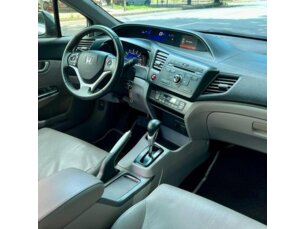 Foto 4 - Honda Civic Civic LXS 1.8 i-VTEC (Flex) automático
