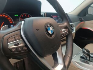 Foto 10 - BMW Série 3 320i Sport automático