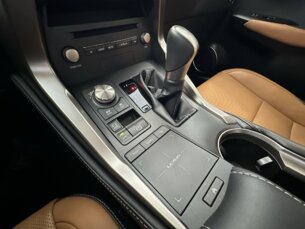 Foto 9 - Lexus NX 300 NX 300H 2.5 Luxury 4WD manual