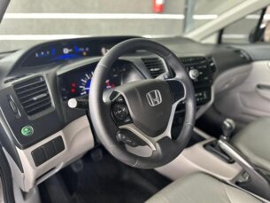 Foto 6 - Honda Civic Civic LXS 1.8 i-VTEC (Flex) manual