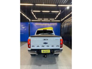 Foto 7 - Ford Ranger (Cabine Dupla) Ranger 3.2 TD XLT CD 4x4 (Aut) automático