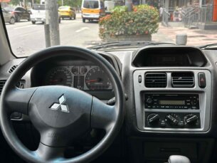 Foto 8 - Mitsubishi Pajero TR4 Pajero TR4 2.0 16V 4x4 (Flex) (Aut) automático