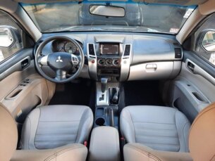 Foto 9 - Mitsubishi Pajero Pajero 3.2 DI-D Outdoor 4WD (Aut) automático