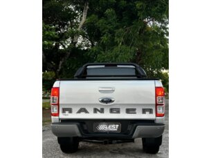 Foto 7 - Ford Ranger (Cabine Dupla) Ranger 2.2 CD XLS 4x4 (Aut) automático