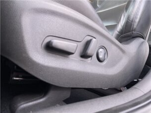 Foto 8 - Hyundai Tucson New Tucson GL 1.6 GDI Turbo (Aut) automático