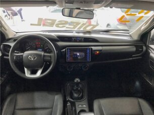 Foto 7 - Toyota Hilux Cabine Dupla Hilux 2.8 TDI CD STD Narrow 4x4 automático