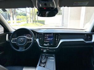 Foto 10 - Volvo XC60 XC60 2.0 T5 Momentum AWD automático