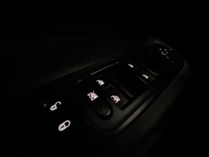 Foto 8 - Jeep Renegade Renegade Sport 1.8 (Aut) (Flex) automático