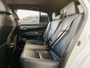 Foto 3 - Toyota Yaris Hatch Yaris 1.5 XS CVT (Flex) automático