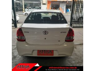 Foto 2 - Toyota Etios Hatch Etios X Plus 1.5 (Flex) manual