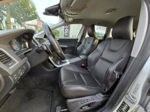 Foto 9 - Volvo XC60 XC60 2.0 T5 Drive-E Momentum automático