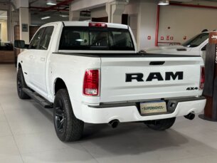 Foto 3 - RAM Classic Ram Classic 5.7 V8 Laramie 4WD automático
