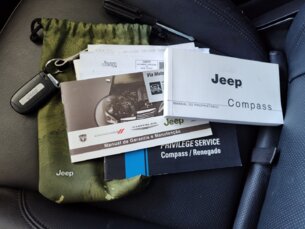 Foto 9 - Jeep Compass Compass 2.0 Limited (Aut) manual