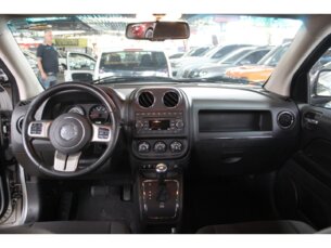 Foto 7 - Jeep Compass Compass 2.0 (Aut) automático