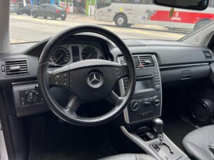Foto 4 - Mercedes-Benz Classe B B 180 Comfort automático