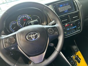 Foto 4 - Toyota Yaris Hatch Yaris 1.5 XLS Connect CVT automático