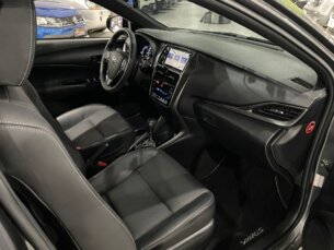 Foto 10 - Toyota Yaris Hatch Yaris 1.5 XLS CVT automático