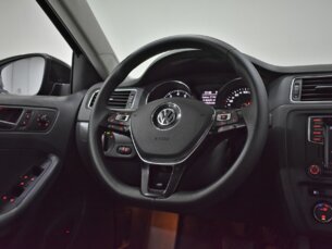 Foto 7 - Volkswagen Jetta Jetta 1.4 TSI Comfortline Tiptronic automático