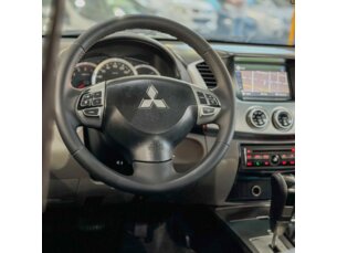 Foto 5 - Mitsubishi L200 Triton L200 Triton 3.2 DID-H HPE 4WD (Aut) automático