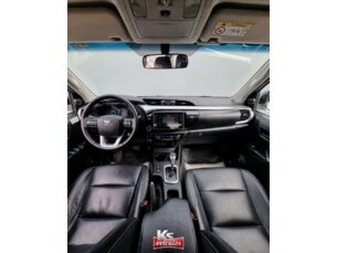 Foto 5 - Toyota Hilux Cabine Dupla Hilux 2.8 TDI SRX CD 4x4 (Aut) automático