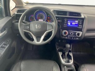 Foto 6 - Honda Fit Fit 1.5 LX CVT automático