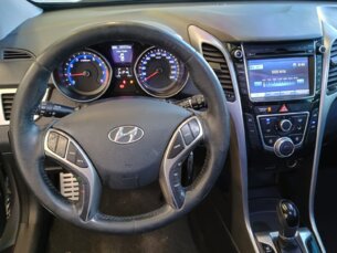 Foto 4 - Hyundai i30 I30 GLS 1.8 16v MPI (Aut) C180 automático