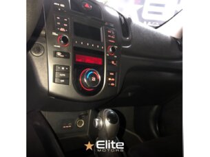 Foto 9 - Kia Cerato Cerato EX 1.6 16V ABS automático