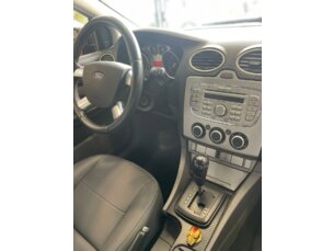 Foto 3 - Ford Focus Hatch Focus Hatch Ghia 2.0 16V (Flex) (Aut) automático