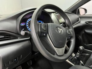 Foto 4 - Toyota Yaris Hatch Yaris 1.3 XL Live manual