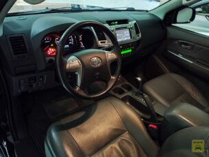 Foto 9 - Toyota Hilux Cabine Dupla Hilux 2.7 SRV CD 4x2 (Flex) (Aut) automático