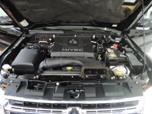 Foto 10 - Mitsubishi Pajero Full Pajero Full HPE 3.8 5p automático