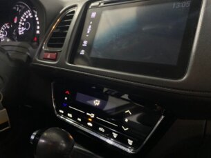 Foto 10 - Honda HR-V HR-V Touring CVT 1.8 I-VTEC FlexOne automático