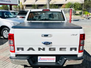 Foto 8 - Ford Ranger (Cabine Dupla) Ranger 3.2 CD XLT 4x4 automático