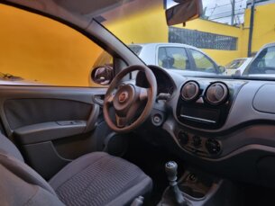 Fiat Palio Attractive 1.0 8V (Flex)