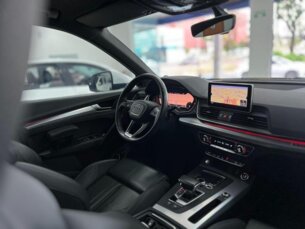 Foto 8 - Audi Q5 Q5 2.0 Black S tronic Quattro automático